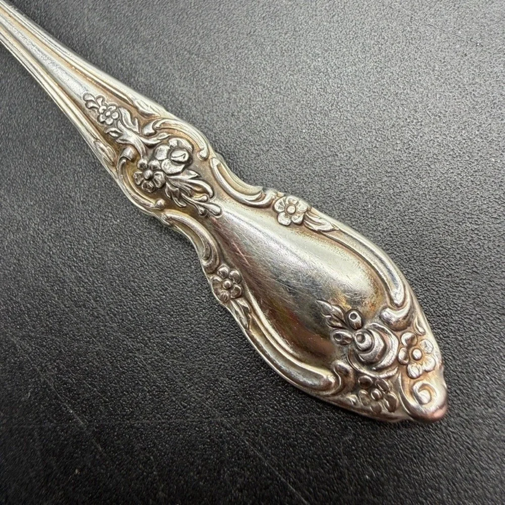 Vintage Oneida Louisiana Teaspoon Set 4 Piece Stainless Floral Ornate Community